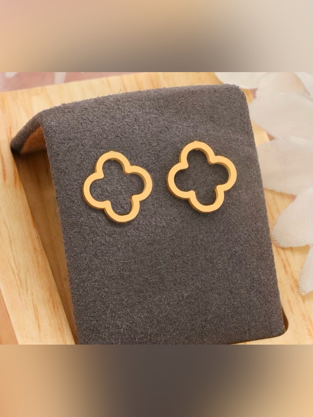 Gold Clover Outline Stud Earrings - Women Accessories
